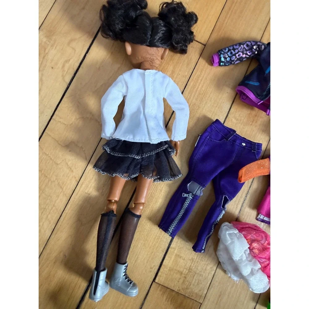 That girl Lay‎ Lay singing barbie doll and clothing bundle